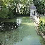 Château De Nazé Vivy-saumur Alojamento de Acomodação e Pequeno-almoço 3*