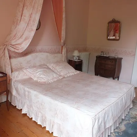 Chateau De Naze Vivy-saumur