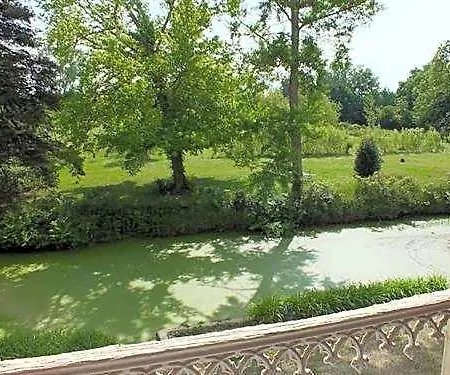 Chateau De Naze Vivy-saumur 3*