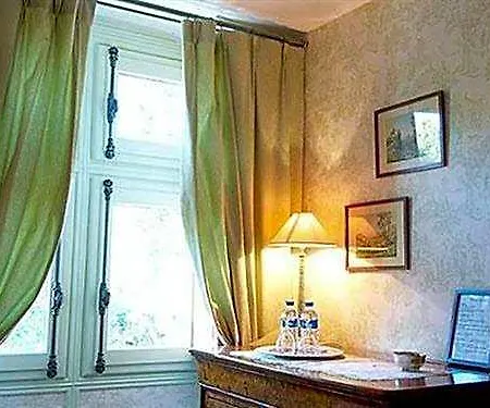 Bed & Breakfast Chateau De Naze Vivy-saumur Vivy