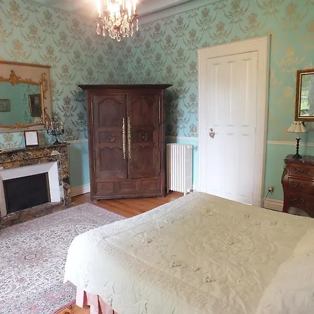 Chateau De Naze Vivy-saumur Vivy