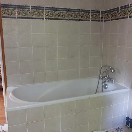 Bed & Breakfast Chateau De Naze Vivy-saumur 3*