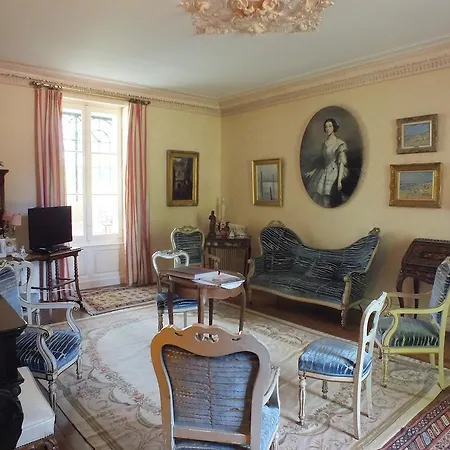 Bed & Breakfast Chateau De Naze Vivy-saumur 3*