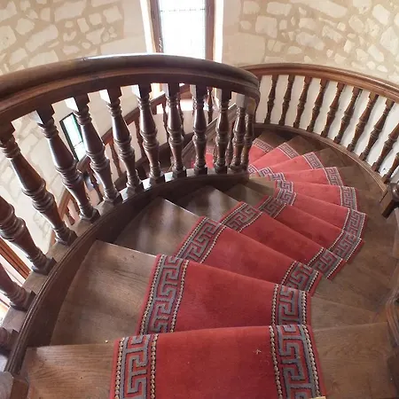 Couette-café Château De Nazé 3*