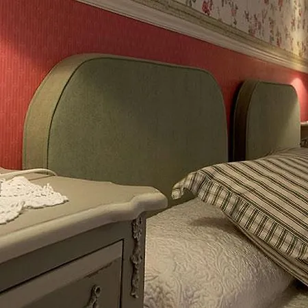 Bed & Breakfast Chateau De Naze Vivy-saumur Vivy