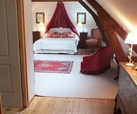 Alojamento de Acomodação e Pequeno-almoço Château De Nazé Vivy-saumur