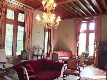 住宿加早餐酒店 Chateau De Naze Vivy-saumur