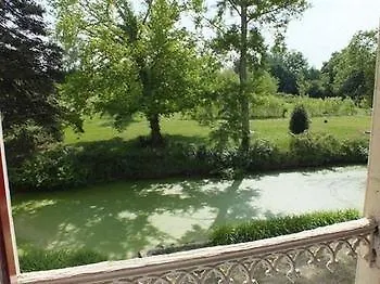 Chateau De Naze Vivy-saumur 3*