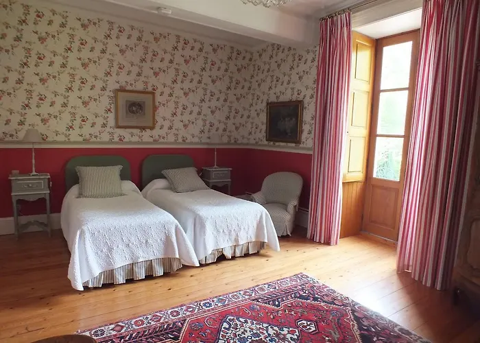 Chateau De Naze Vivy-saumur 3* Vivy