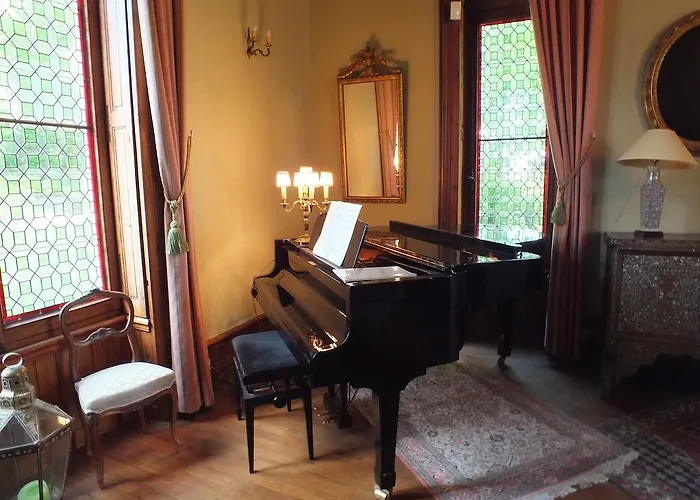 Chateau De Naze Vivy-saumur ベッド・アンド・ブレックファスト 3*