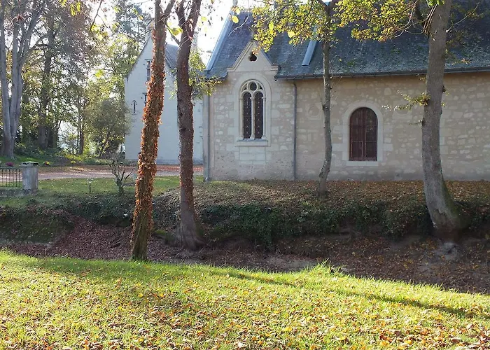 Château De Nazé Vivy-saumur Vivy