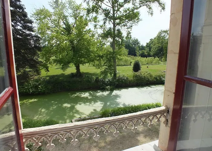 Château De Nazé Vivy-saumur 3* Vivy